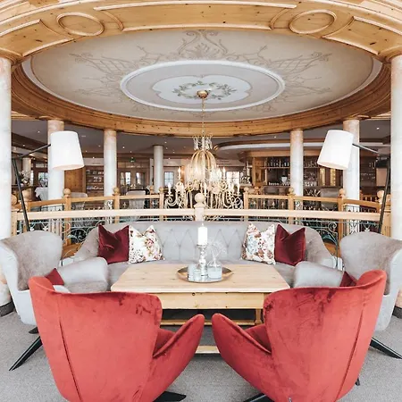 Hotell Superior Schneider Ski-in & Ski-out 4*