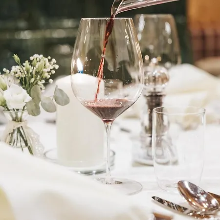 Superior Schneider Ski-in & Ski-out 4* Obertauern