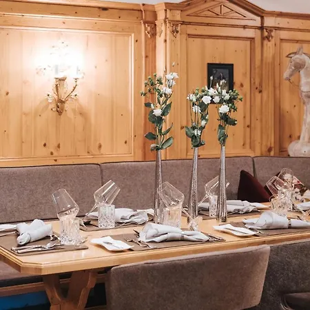 Superior Schneider Ski-in & Ski-out Hotell