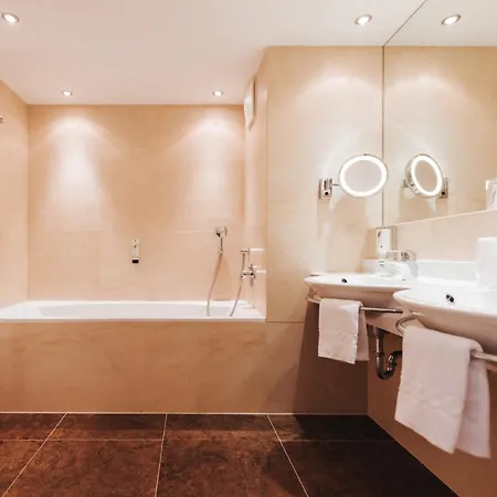 Superior Schneider Ski-in & Ski-out Hotel Obertauern