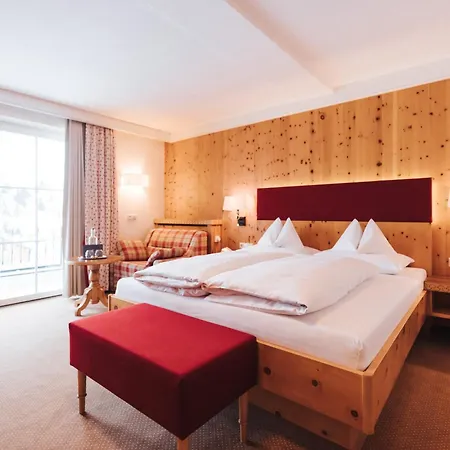 Superior Schneider Ski-in & Ski-out 4* Obertauern