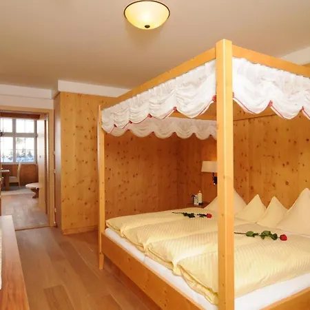 Ξενοδοχείο Superior Schneider 4*