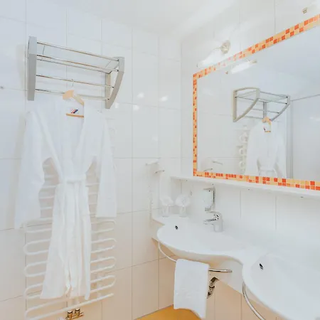 Superior Schneider Ski-in & Ski-out