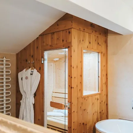 Superior Schneider Ski-in & Ski-out Hotel 4*