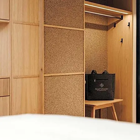 Hotel Superior Schneider Ski-in & Ski-out 4*